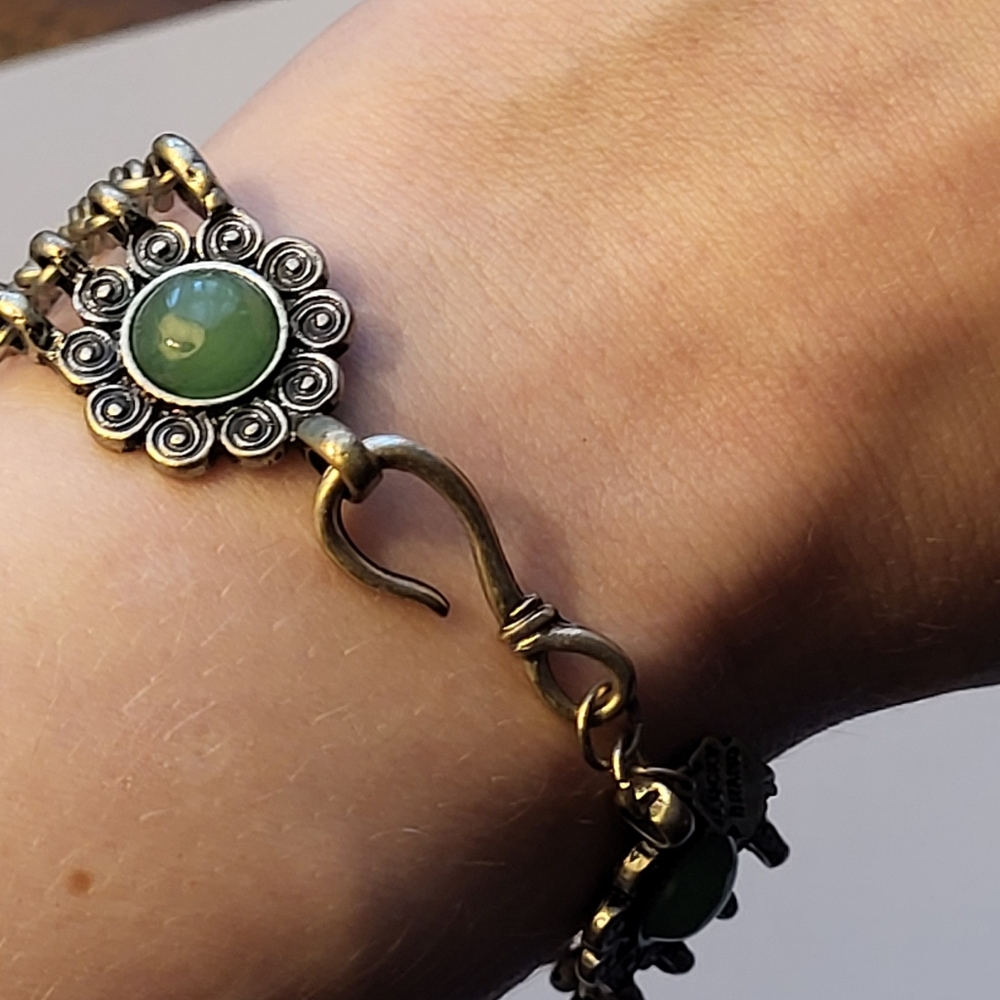 LUCKY BRAND Silver Mesh Bracelet With Flower And Green Stone Accents